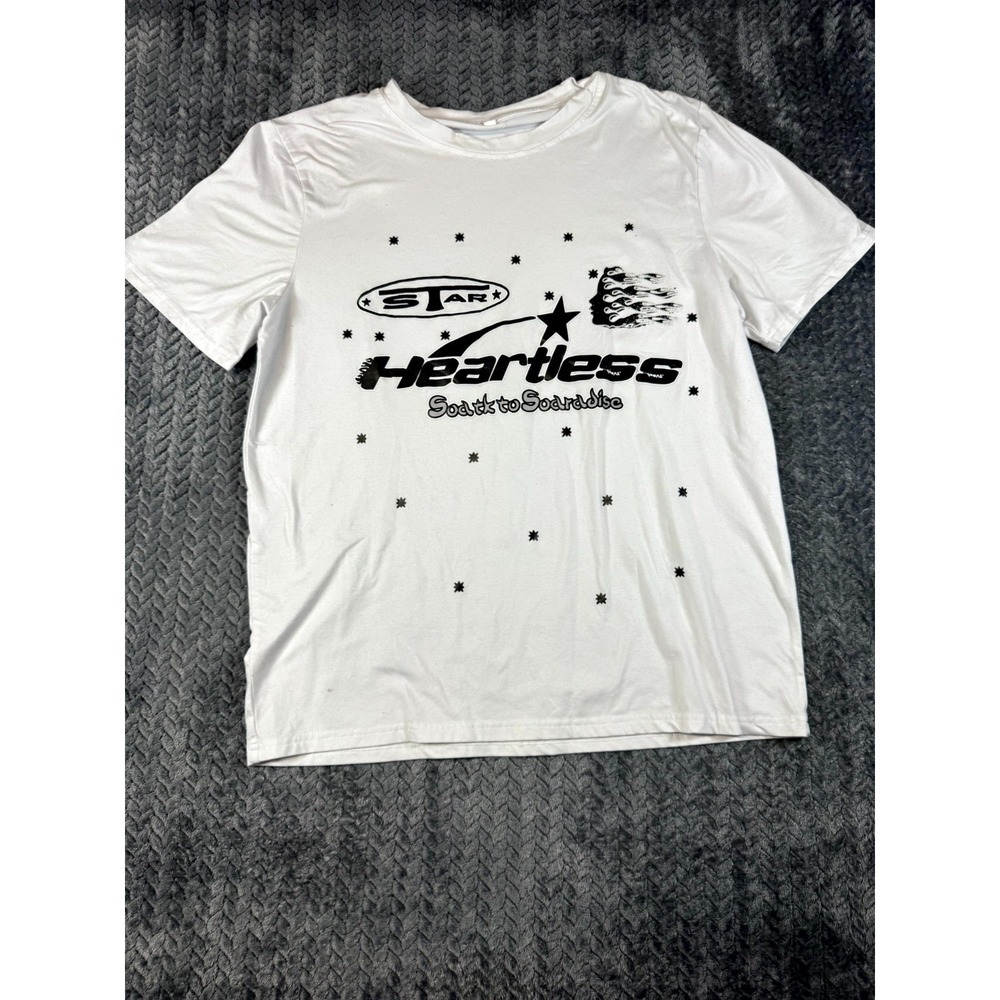 Star Heartless T Shirt Womens Medium White Graphic Print Crew Neck Shortโ Sleeve